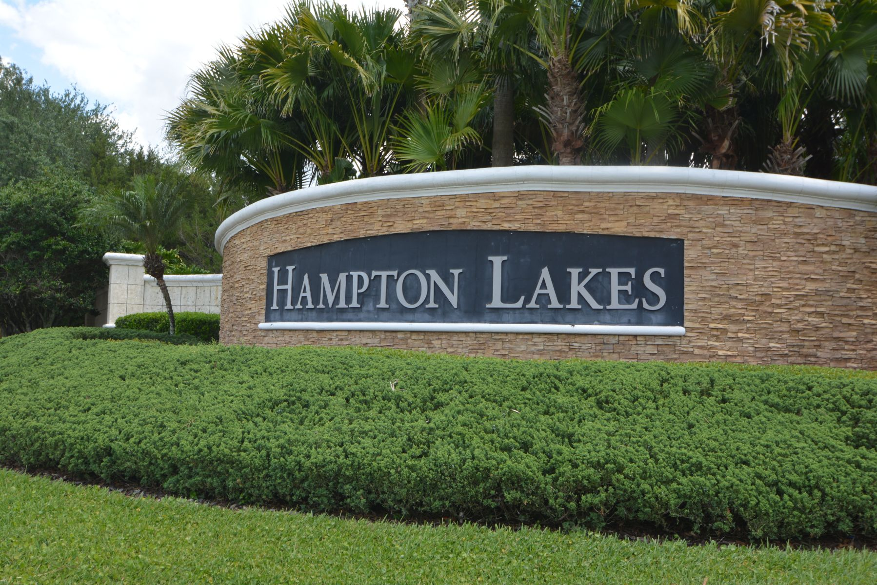 Hampton Lakes single-family pool home community in Davenport, Florida