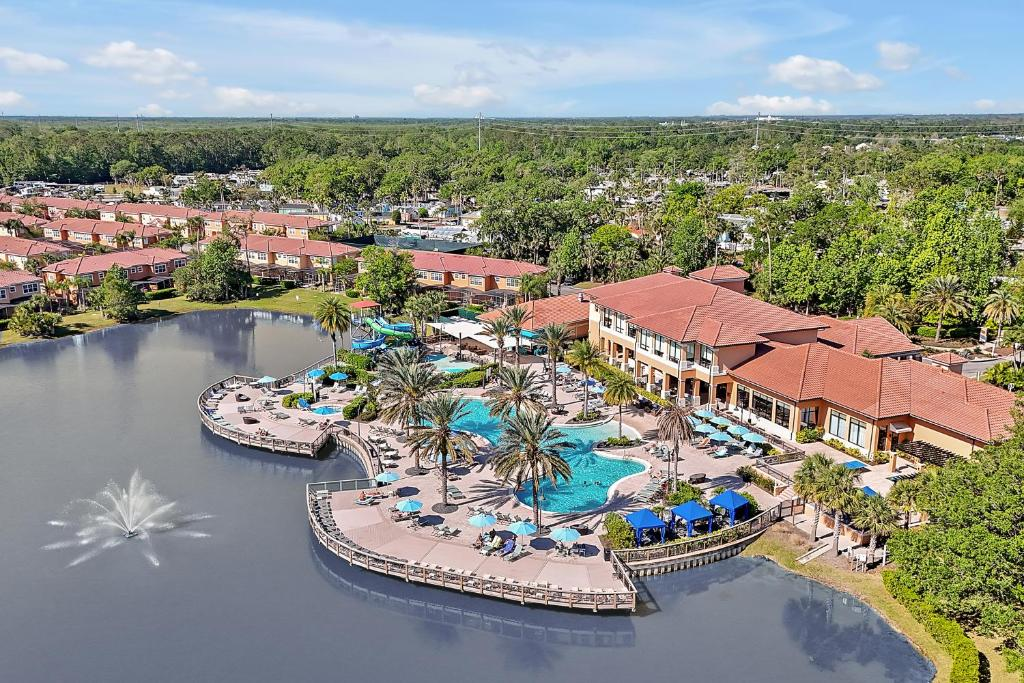 Regal Oaks Resort community in Kissimmee, FL